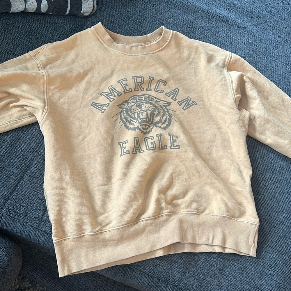 American eagle crewneck